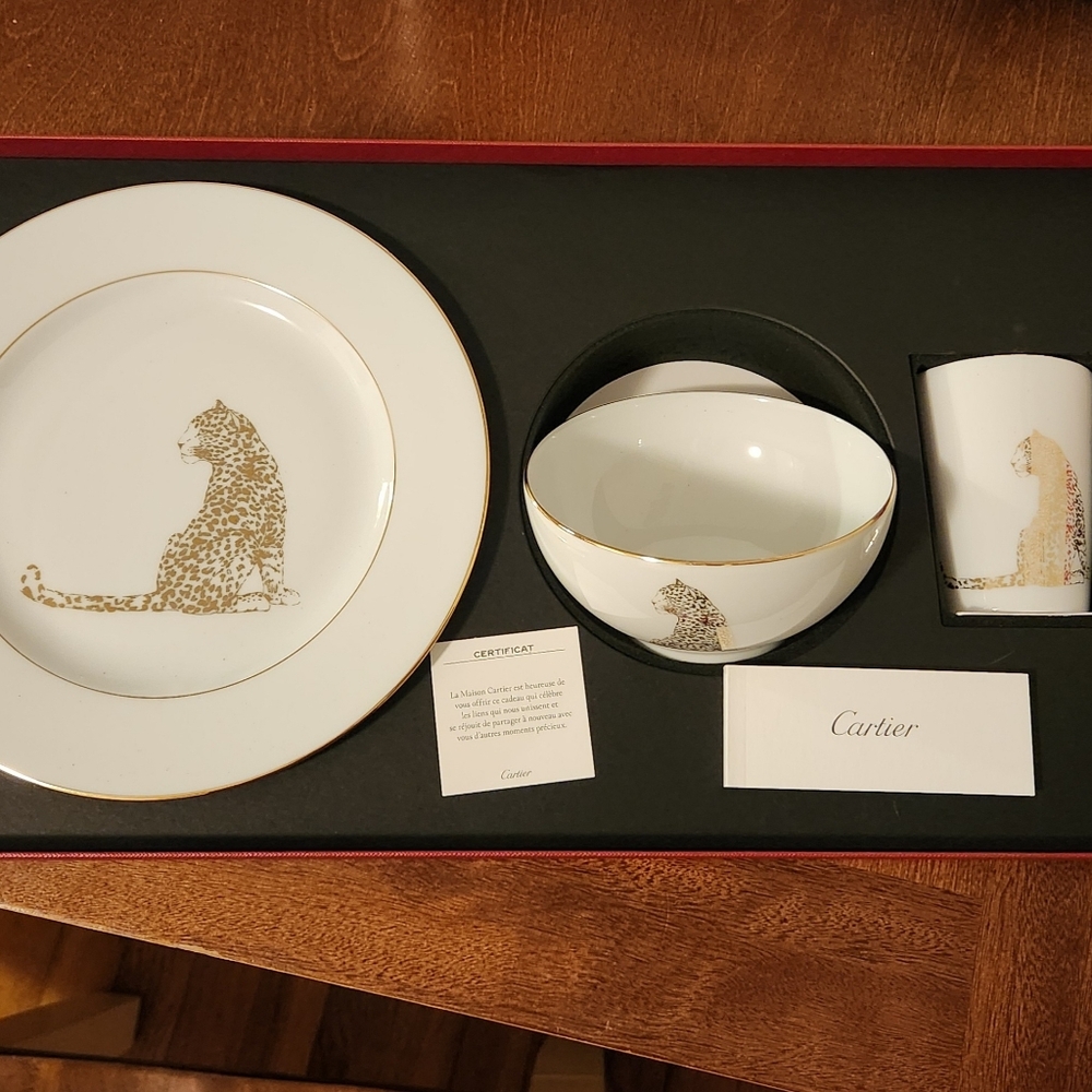 Cartier Leopard Design Dinnerware Set - White and Gold